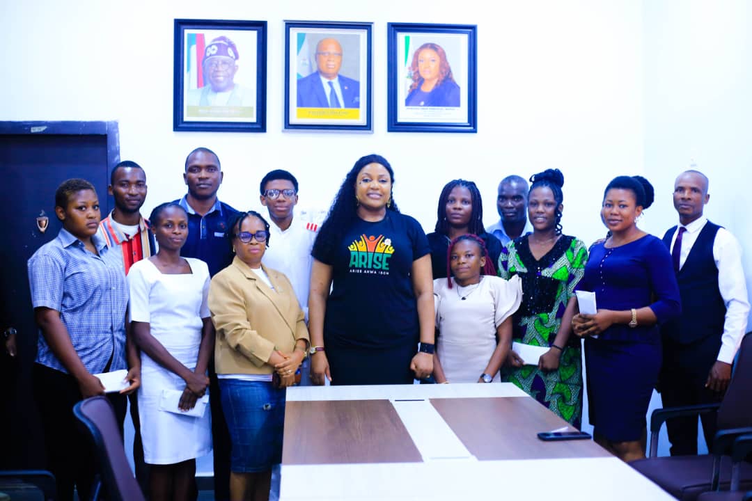People centric governance: A’Ibom students benefit from gov Uno Eno’s humanitarian disposition