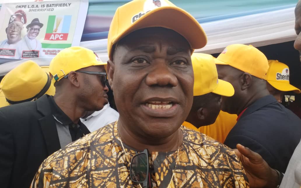 Team Siakpere for Oborevwori celebrates move to APC