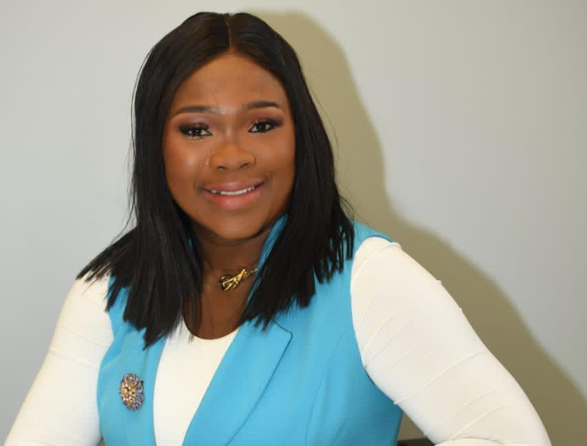 Julianah Abejide launches new platform with ‘Edge of Darkness’ debut