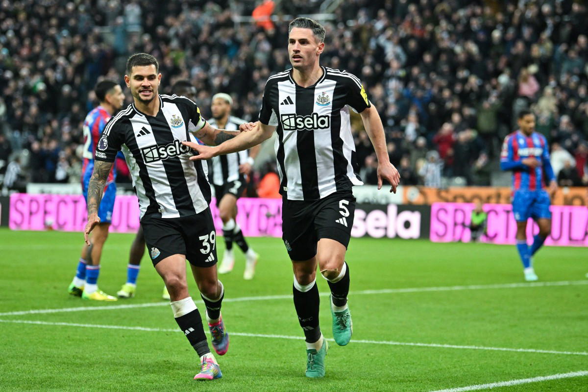 Newcastle thrash Crystal Palace to go third in Premier League