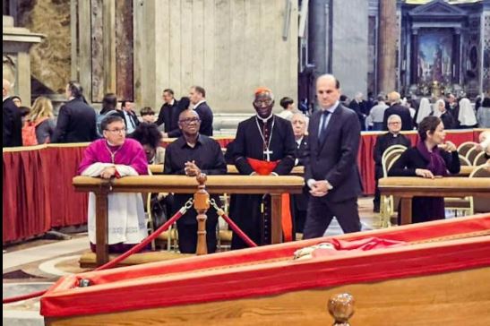 Obi joins global dignitaries at Pope Francis’ lying in state in the Vatican