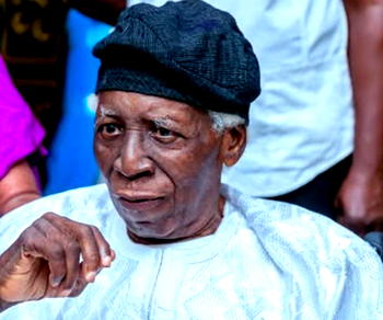 A TRIBUTE TO DR. OMOLOLU OLUNLOYO:  A renaissance man of Nigeria