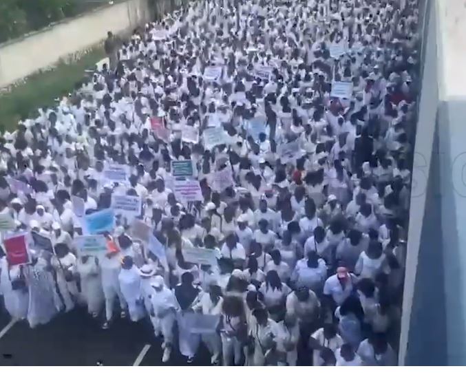 Rivers women stage solidarity march backing state of emergency