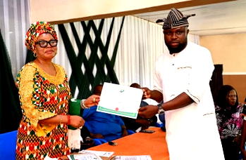 Ondo NUJ: Aiyedatiwa, Speaker Oladiji congratulate Adegbite on re-election