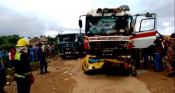 Ondo residents protest after fatal crash claims three lives