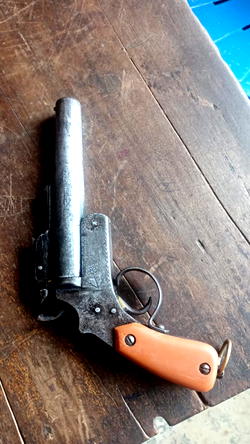 Police arrest 18-year-old Bassey for possession of illegal firearm in Akwa Ibom