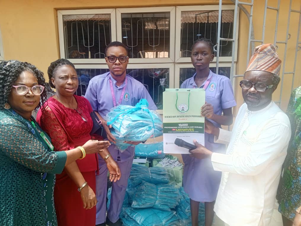 Aiyedatiwa distributes medical kits donated by Nigeria’s First lady