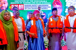 Frequent boat mishaps: FG flags off distribution of life jackets in Niger State