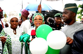 Remi Tinubu seeks support of traditional rulers to combat cervical cancer