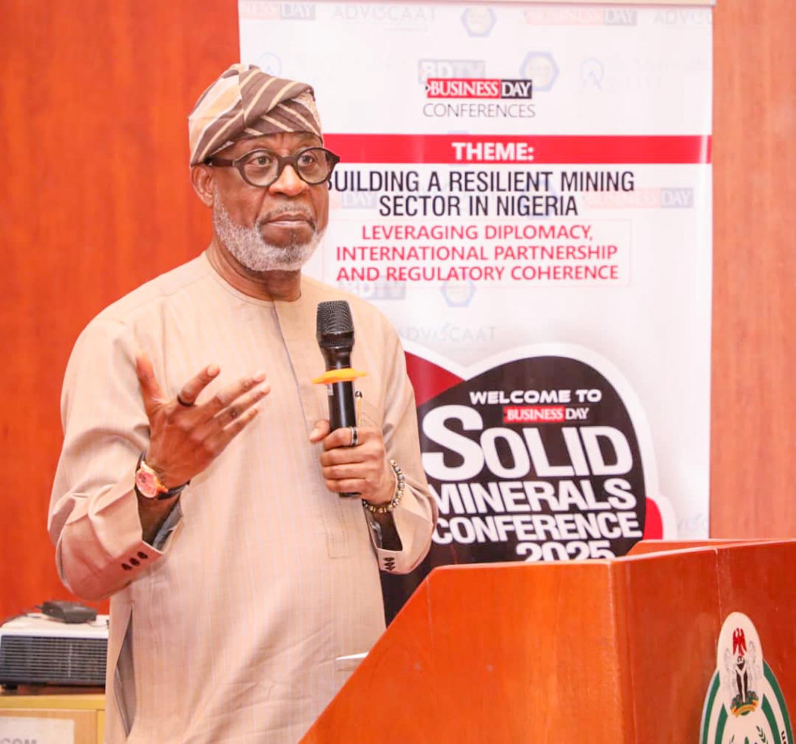 FG rakes in N6.5bn from mining fees, registers 118 buying centres