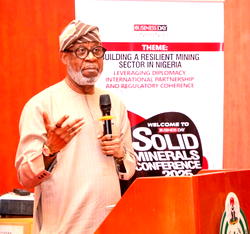 FG rakes in N6.5bn from mining fees, registers 118 buying centres