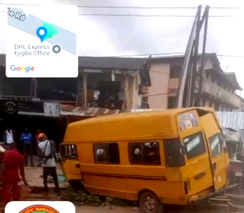 Driver, conductor abscond as bus kills pedestrian, injures 2 in Lagos