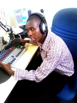 Man loses N33m meant for studies abroad to sports betting, seeks financial help