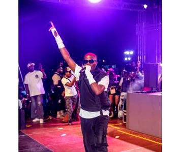 Slymshady becomes first Hypeman to shut down a stadium