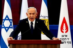 Netanyahu advises Tehran residents to leave the city