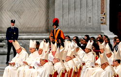 Cardinals to move into Vatican on eve of conclave