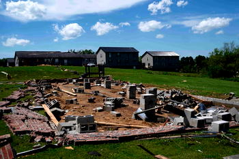 Severe storms, tornadoes kill more than 25 in US
