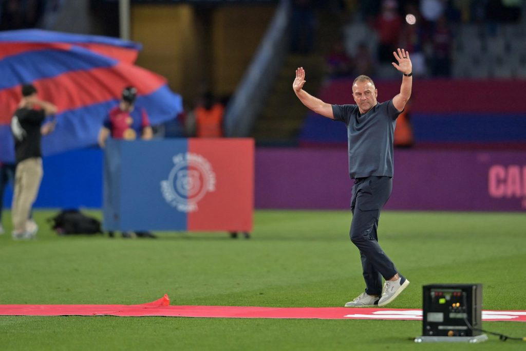 Hansi Flick extends Barcelona contract to 2027