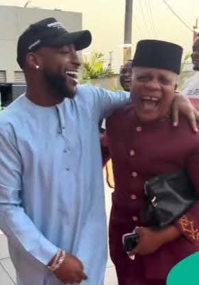 Bright Chimezie, Davido spark collaboration rumours after surprise meeting