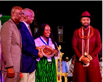 Doreen Omosele receives Governor Sanwo-Olu Social Impact Award for rehabilitating girls in sex trade