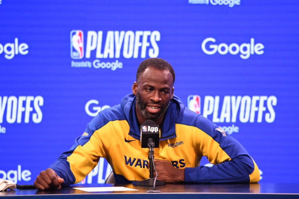 NBA fines Warriors forward Green ,000 for referee comment NBA fines Warriors forward Green ,000 for referee comment