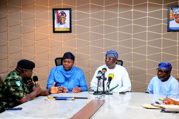 Criminal hideouts, shanties: Lagos, Navy to clean up Apapa, environs
