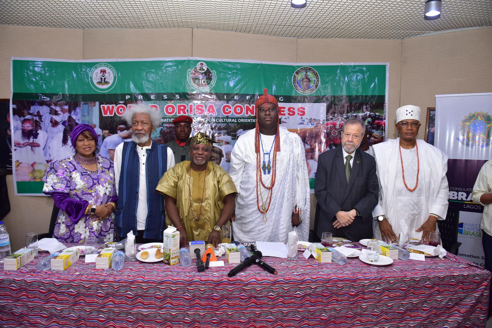 Ooni, Soyinka applaud Tinubu for elevating Nigerian culture on global stage