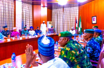 Tinubu in closed-door meeting with security chiefs