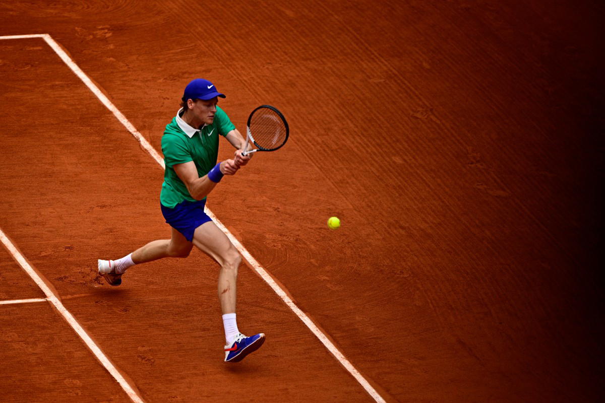 Sinner, Zverev into French Open last 16, Pegula and Andreeva advance