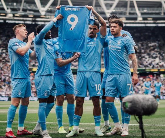 Nottingham Forest pays tribute to Taiwo Awoniyi in West Ham game