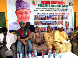 300 PDP, NNPP members dump parties, join APC in Kaduna