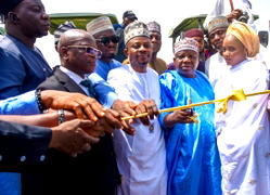 Again, Kwara govt distributes machineries, massive inputs to farmers as new planting season begins