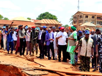 Motorists stranded as Mokwa bridge linking north, southwest collapses