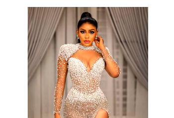 What’s unique about fashionable person – Influencer, CY4LUV