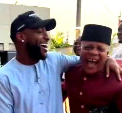 Video: Davido fulfills promise, hosts highlife singer Bright Chimezie in Lagos