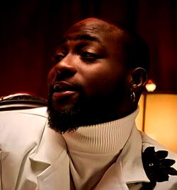 Davido pauses music activities for Adeleke’s re-election campaign