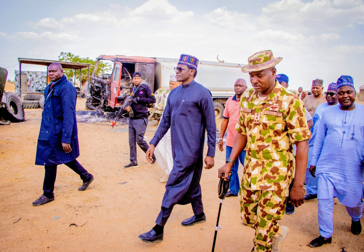Buni visits 27 Task Force Brigade in Buni Gari, supports families of fallen heroes