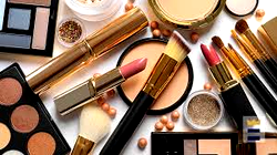 Children under 18 years have nothing to do with make-up – Expert