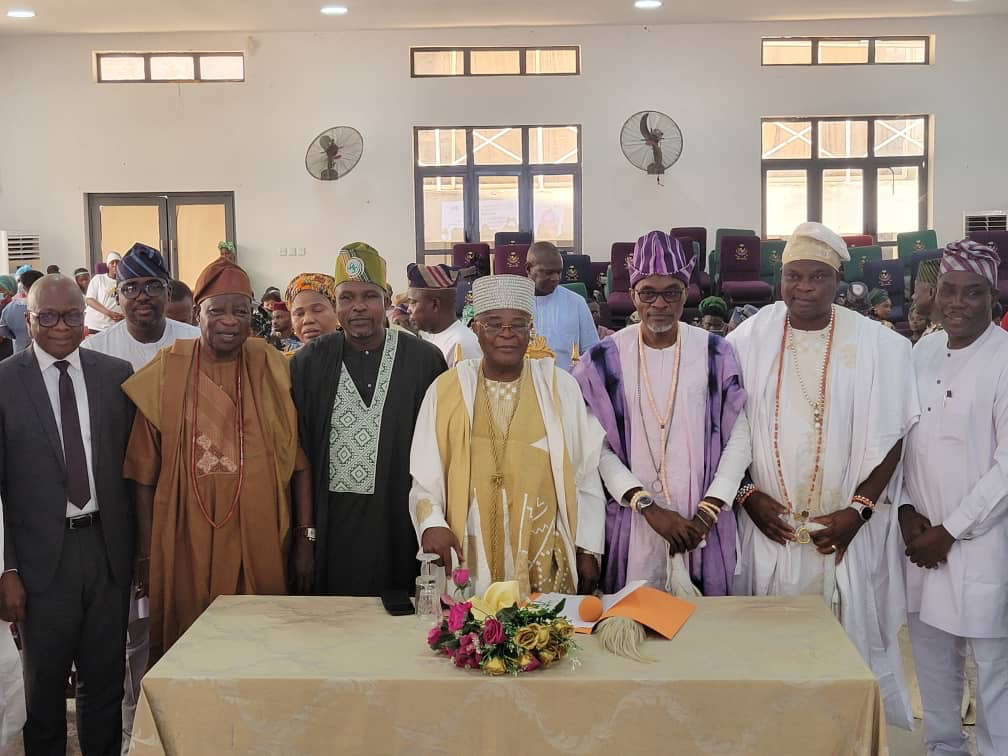 Ogun Senator rallies traditional rulers’ support in tackling out-of-school children problem