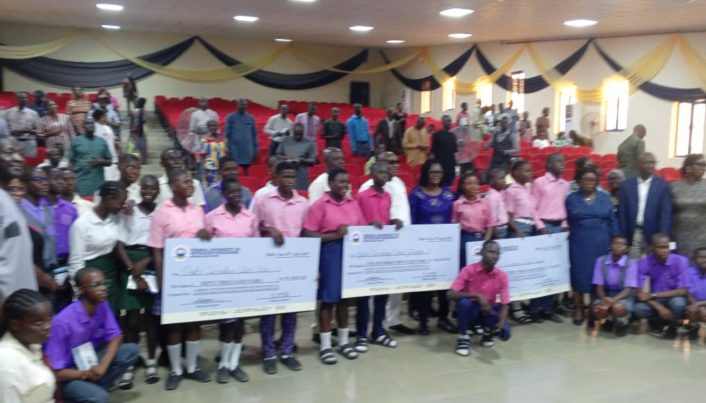 Rim-Rukeh urges youths to excel academically