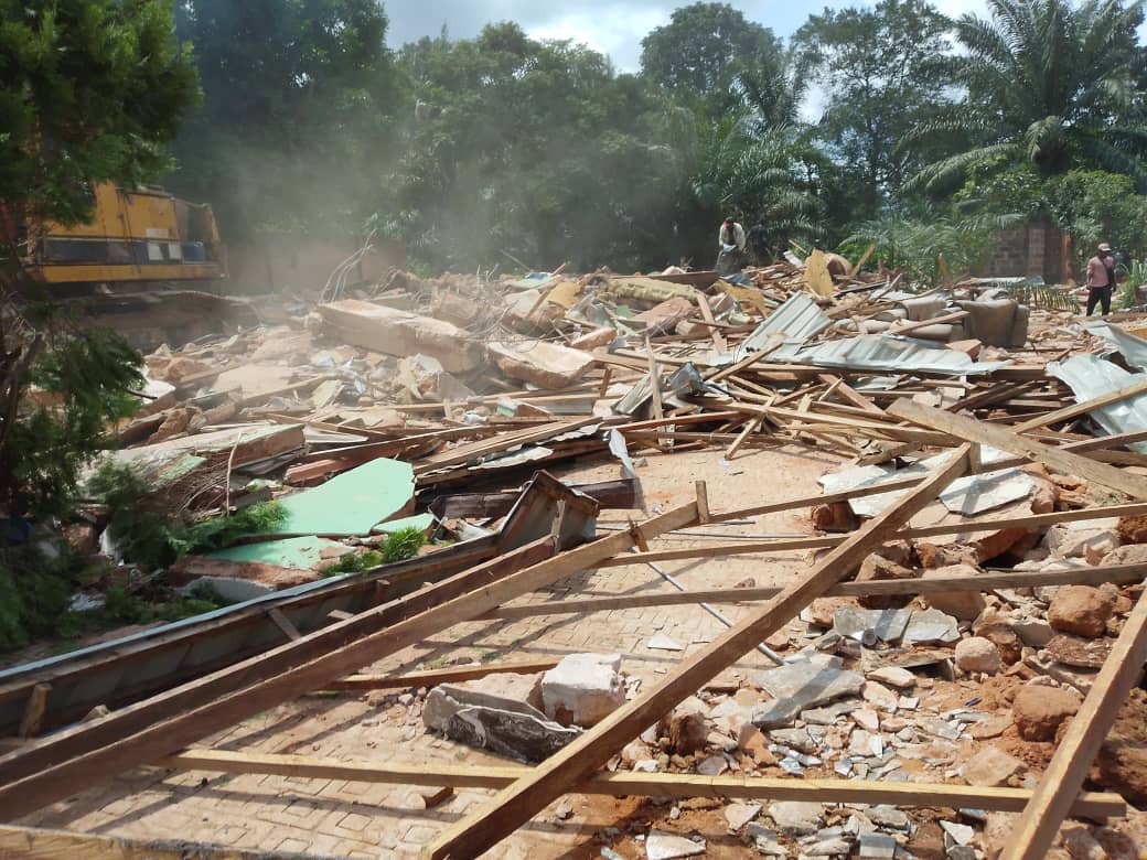 Enugu Govt demolishes criminal hideout disguised as worship centre