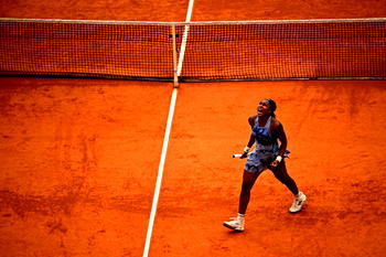 Coco Gauff fights back to beat Sabalenka to French Open crown