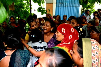 Families hold funerals for victims of Air India crash