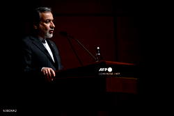 Iran ‘not seeking war but fully prepared for war’: foreign minister