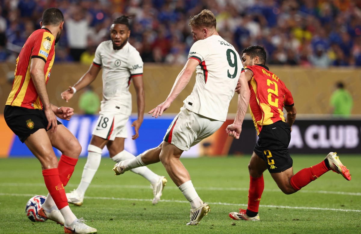 Delap off mark as Chelsea ease into Club World Cup last 16