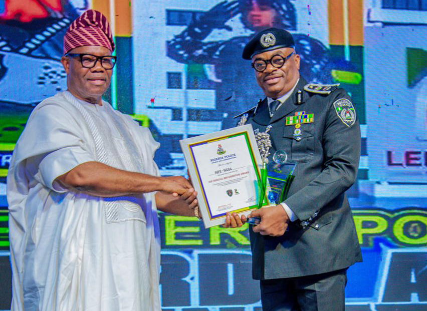 Akpabio at police award ceremony