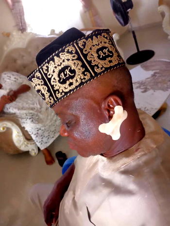 ‘Ear bitten, crown removed’ – Protest rocks Ondo over attack on monarch by community leader