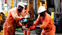Sterling Oil, PENGASSAN resolve dispute with government support