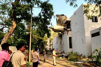 One survivor after London-bound plane with 242 on board crashes in India