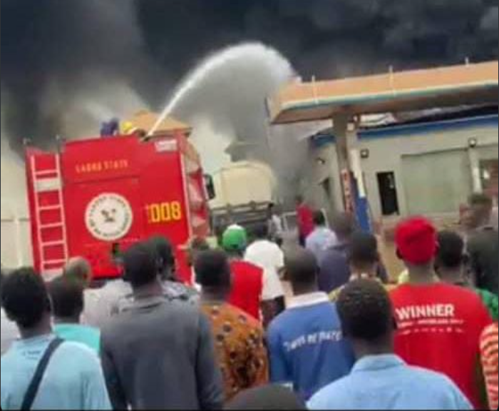 UPDATED: Panic as fire razes fuel station in Lagos